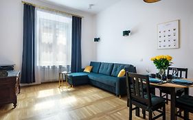 Tyzenhauz Apartments Old Town
